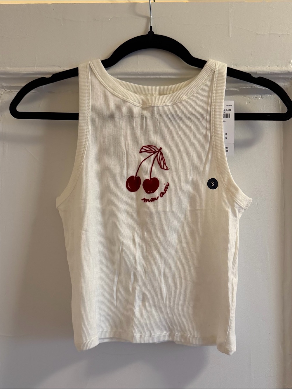 Hollister Cream Ribbed Cropped Tank with Red Cherry Graphic NWT